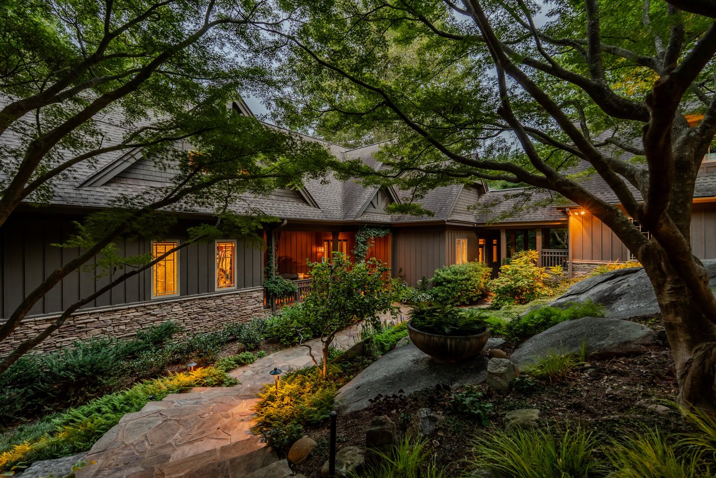 6 Eagle Rock Road, The Cliffs at Glassy